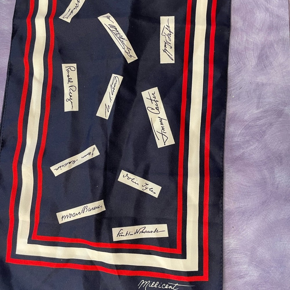 Scarf - Picture 2 of 3